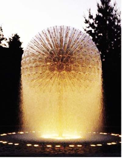 Ứng dụng đầu phun Water Sphere tạo hình quả cầu nước khổng lồ