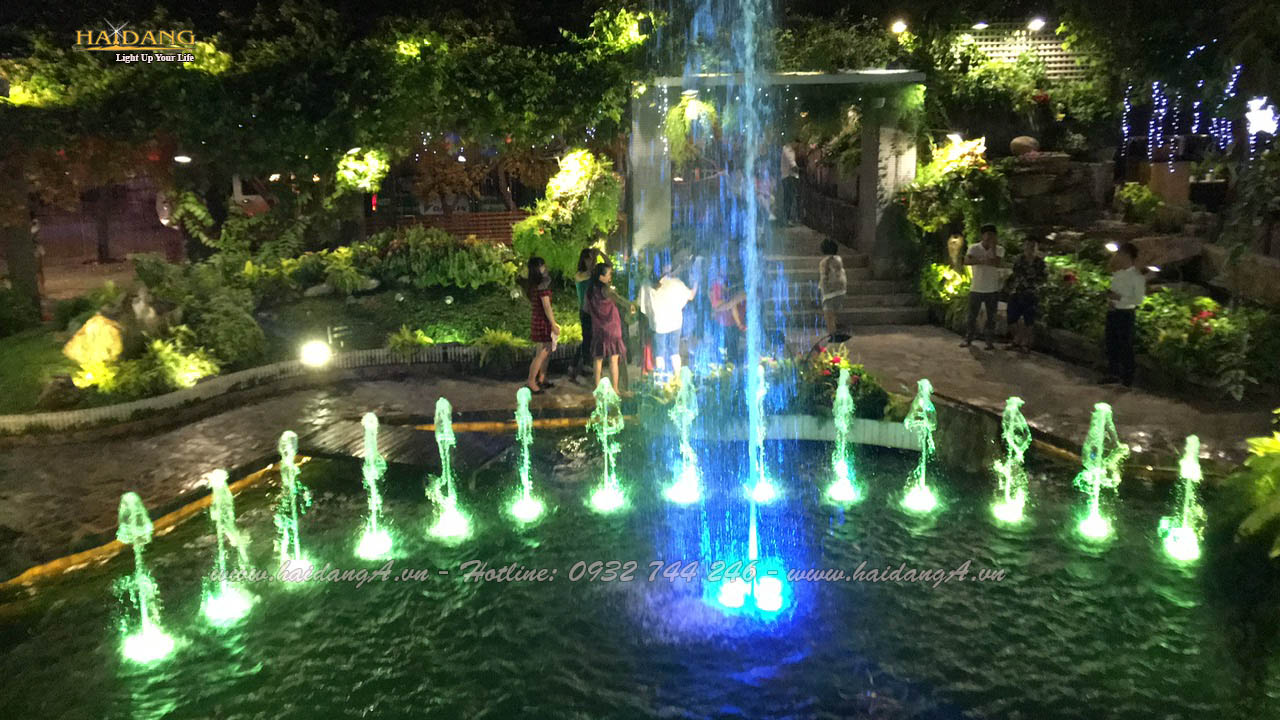 Đầu phun nước cho hồ nước cảnh quan