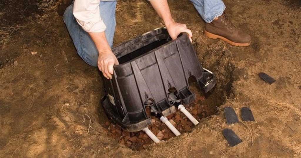 Thi công lắp đặt Hộp đựng van tiêu chuẩn 55 4 42 2 30 5 cm RBVBST RainBird