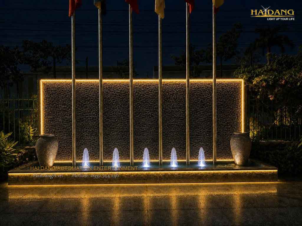 Đài phun nước 5 vòi phun sủi bọt cho hồ nước hình chữ nhật