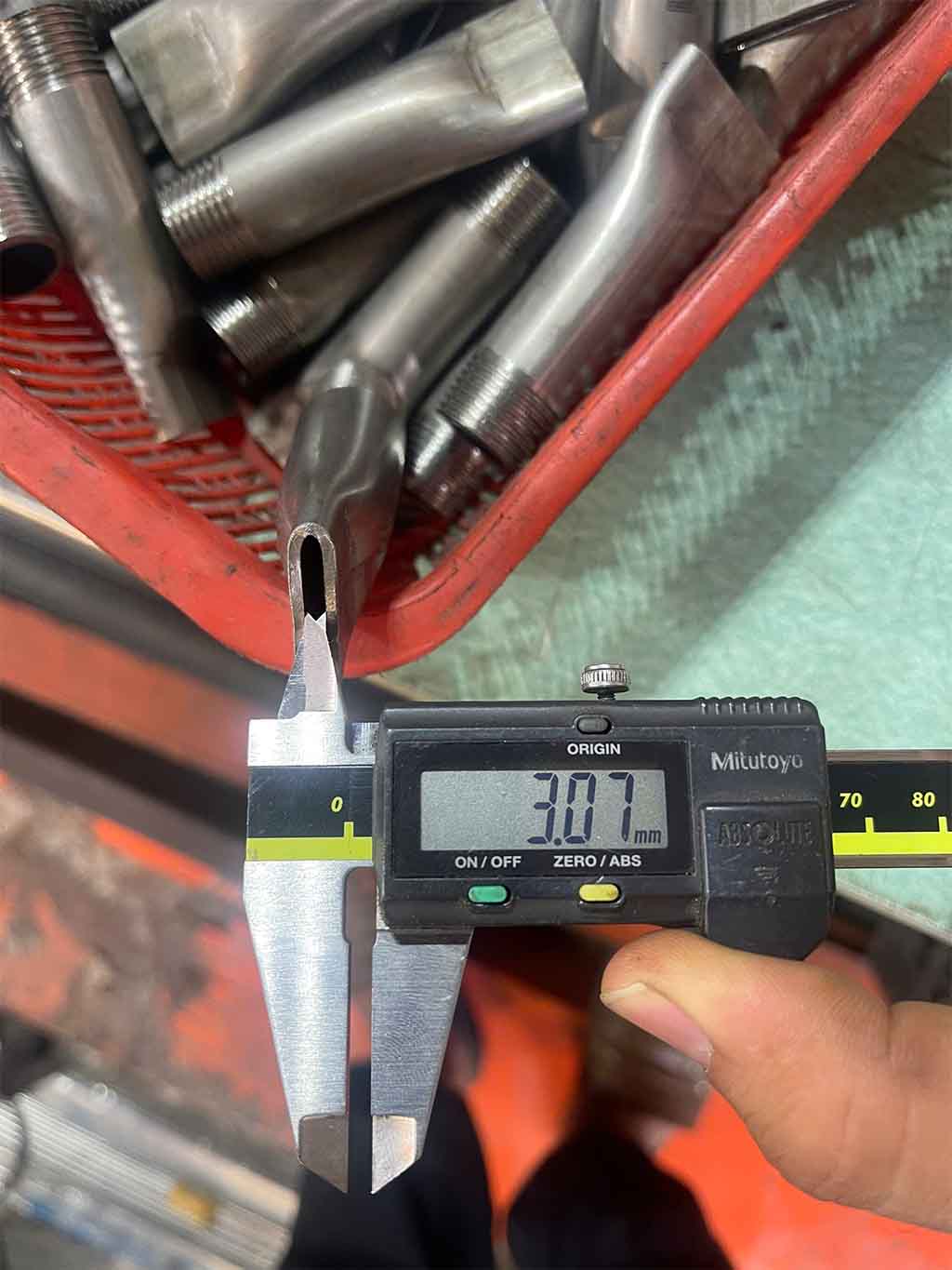Đầu phun nước mỏ vịt D21 khe rộng 3mm
