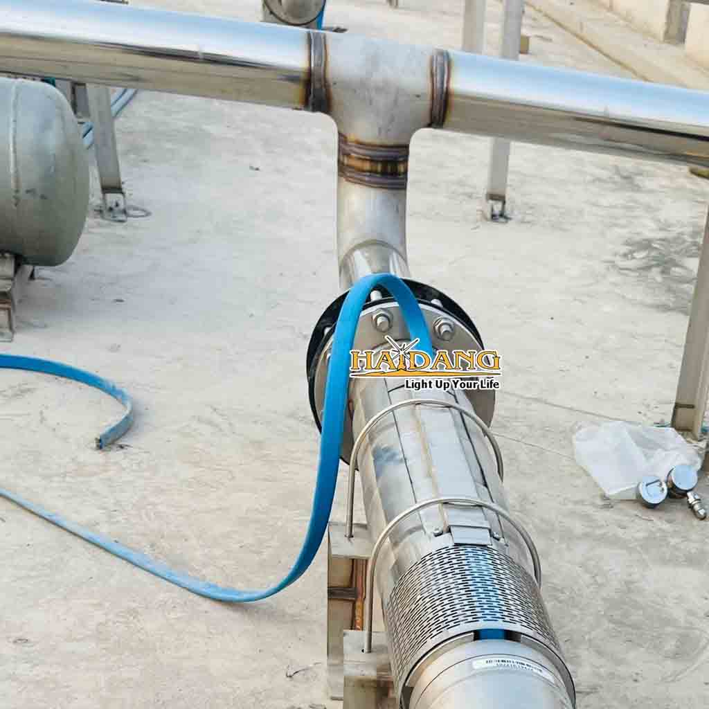 Ứng dụng lắp Bích rỗng BS4504-SUS304 PN16 vào đường ống kết nối bơm chìm cho hệ thống nhạc nước